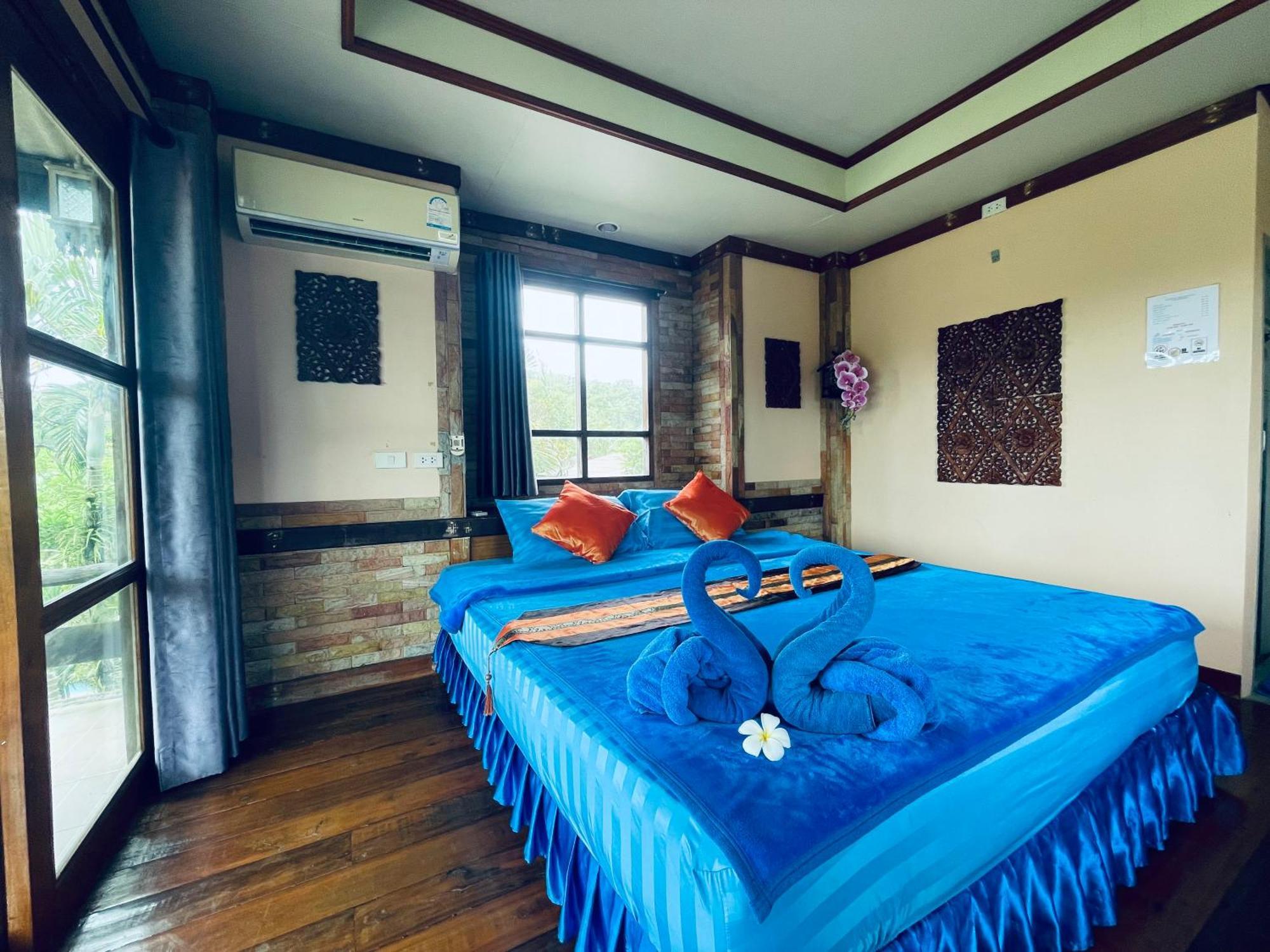 Markhouse Bungalow Ko Kut Esterno foto