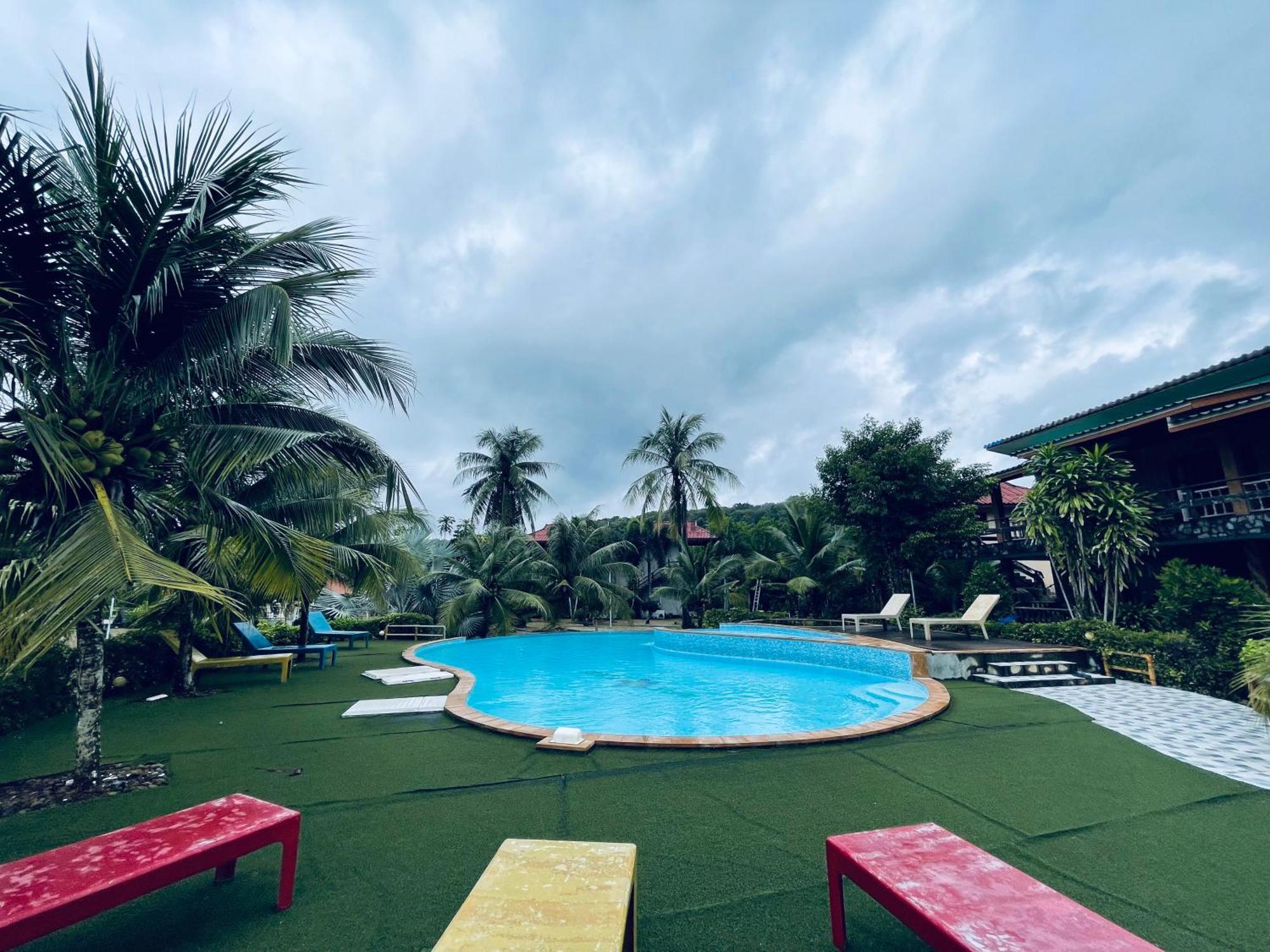 Markhouse Bungalow Ko Kut Esterno foto