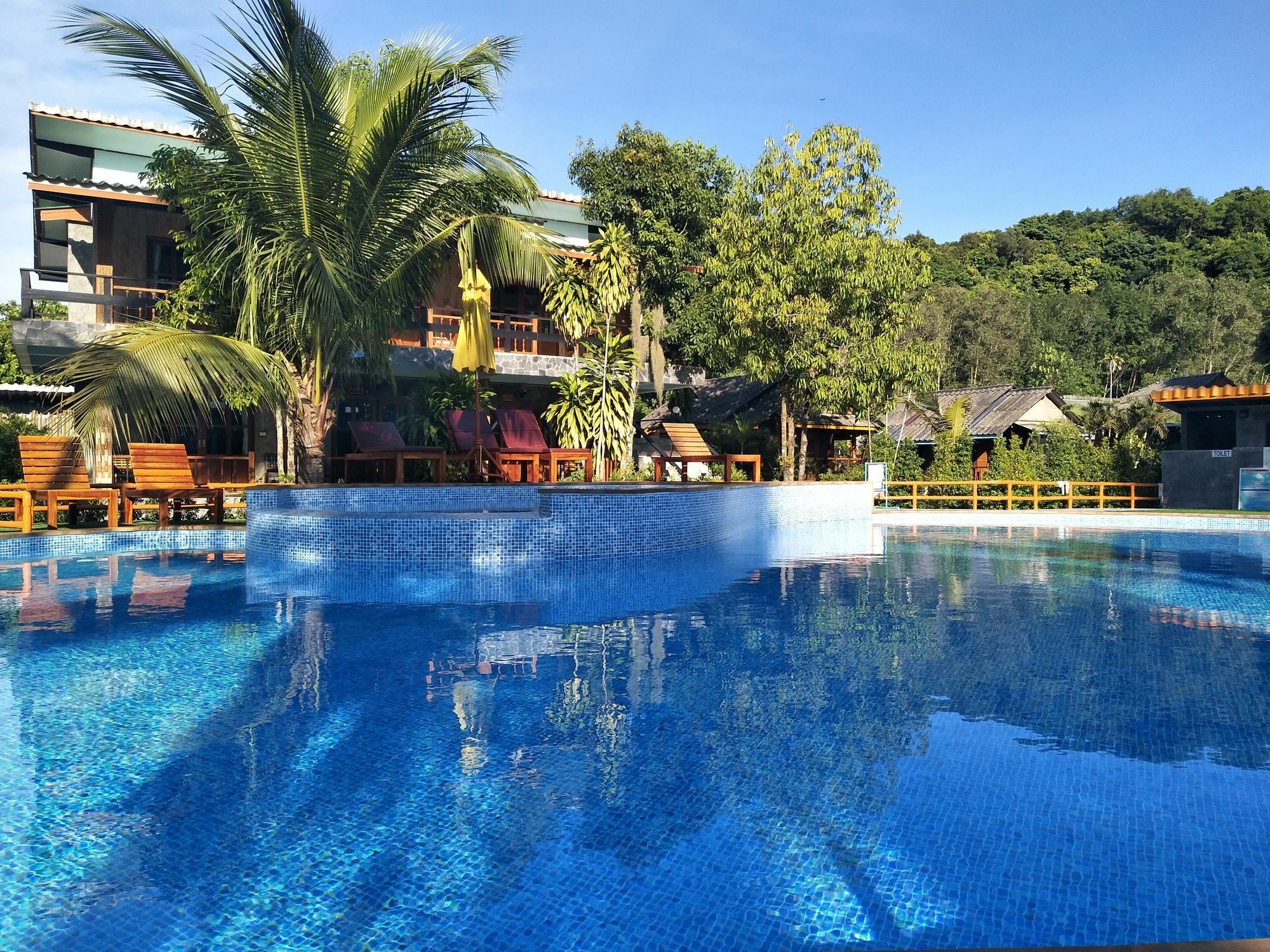Markhouse Bungalow Ko Kut Esterno foto
